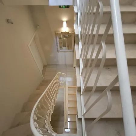 D Townhouse Boutique 3* Sliema