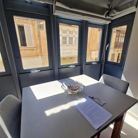 D Townhouse Boutique