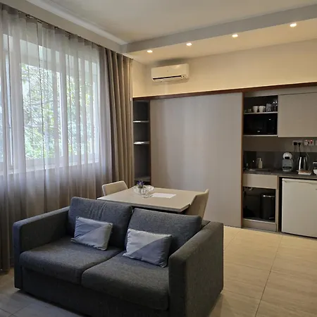 Ξενοδοχείο D Townhouse Boutique 3*