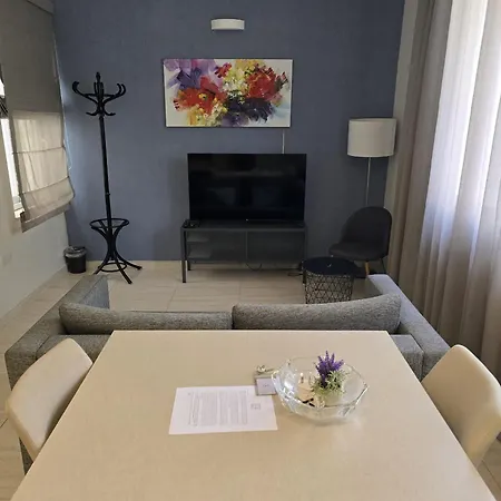 D Townhouse Boutique 3*