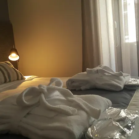 D Townhouse Boutique Отель Слима