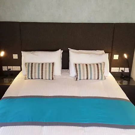 D Townhouse Boutique 3*