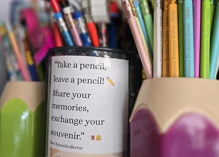 D Townhouse Boutique