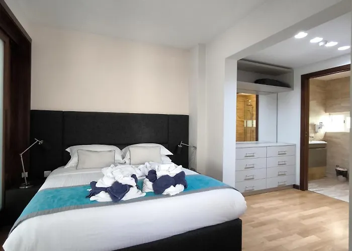 D Townhouse Hotel Sliema